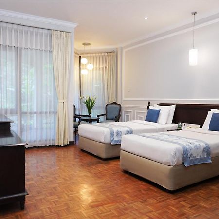 Puteri Gunung Hotel Лембанг Екстер'єр фото