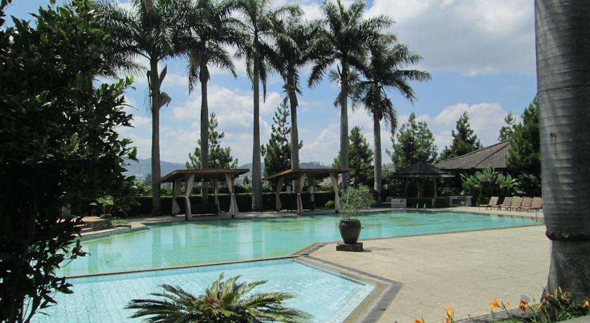 Puteri Gunung Hotel Лембанг Екстер'єр фото