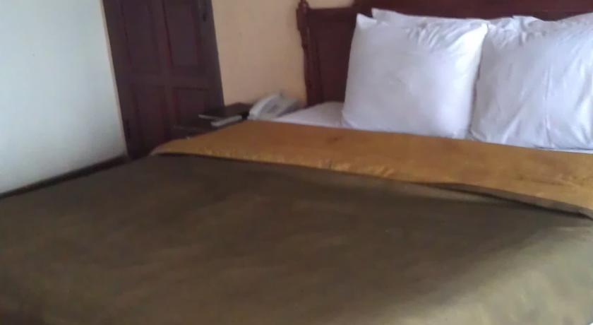 Puteri Gunung Hotel Лембанг Екстер'єр фото