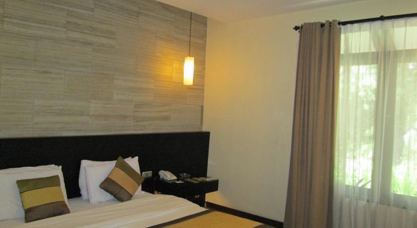 Puteri Gunung Hotel Лембанг Екстер'єр фото