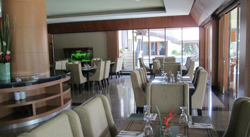 Puteri Gunung Hotel Лембанг Екстер'єр фото
