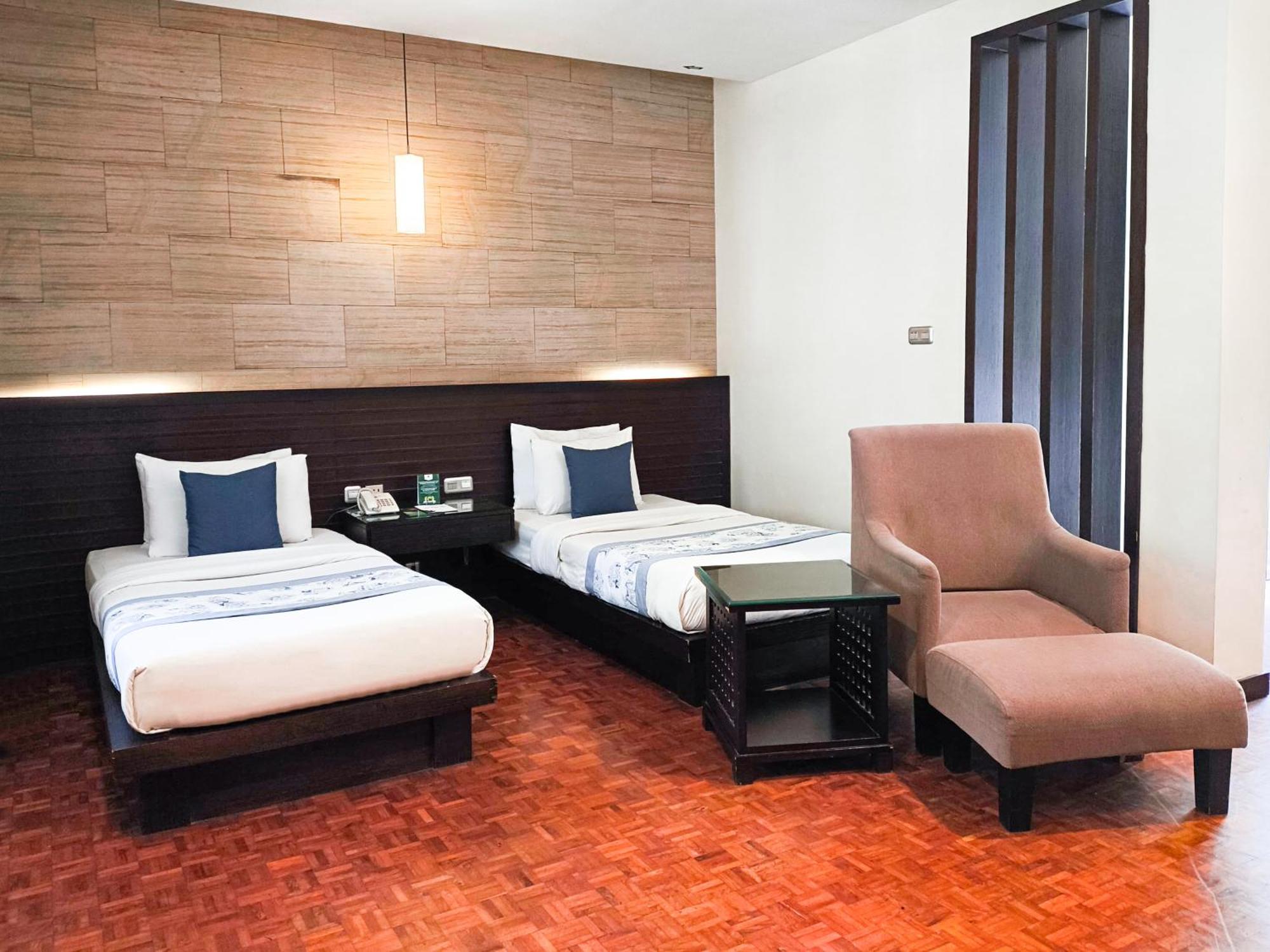 Puteri Gunung Hotel Лембанг Екстер'єр фото